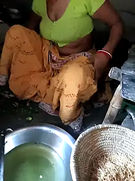 Snapshot of maliska-rani chatting on May 2026 04:43:01 AM maliska-rani online show from May 2026 04:43:01 AM