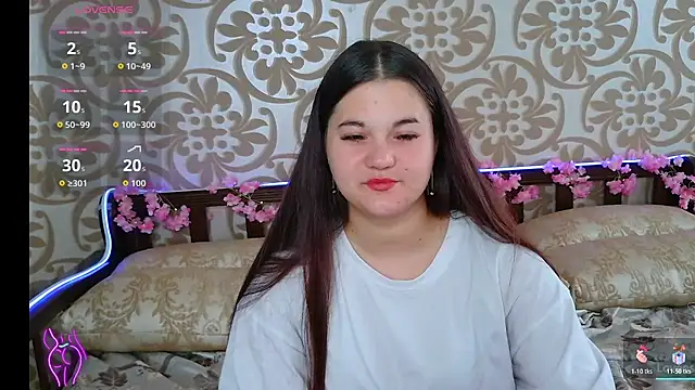 Snapshot of ElisesMuse chatting on July 2026 11:39:01 AM ElisesMuse online show from July 2026 11:39:01 AM