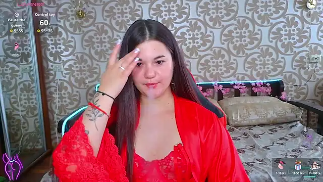 Snapshot of ElisesMuse chatting on July 2026 12:01:01 PM ElisesMuse online show from July 2026 12:01:01 PM