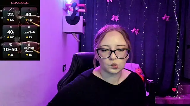 JuliNy x online show from May 2026 01:17:02 PM