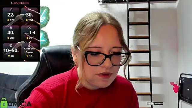 Snapshot of JuliNy_x chatting on June 2026 12:54:01 PM JuliNy x online show from June 2026 12:54:01 PM