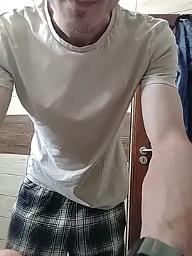 Nakedfanboy online show from May 2026 04:54:01 AM