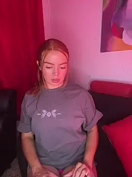 LuciiaMiller online show from July 2026 03:14:01 AM