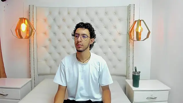 Snapshot of LEO_SANZ66 chatting on July 2026 12:26:02 PM LEO SANZ66 online show from July 2026 12:26:02 PM