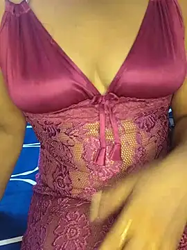 Snapshot of Curvy_Anushka chatting on June 2026 06:40:01 PM Curvy Anushka online show from June 2026 06:40:01 PM