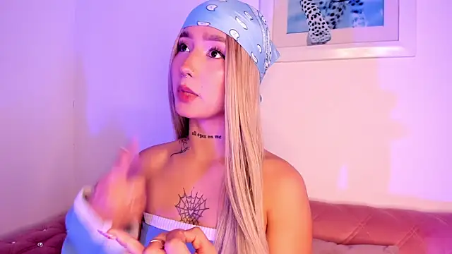 SophieMoneet online show from July 2026 12:56:01 PM