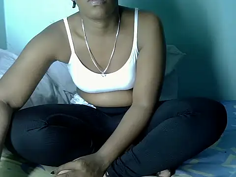 sassykisser online show from May 2026 04:02:02 PM