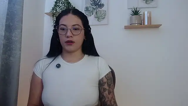 Leena rose online show from May 2026 02:01:01 PM