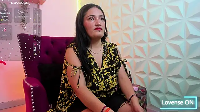 sthefy01 online show from June 2026 08:02:01 PM