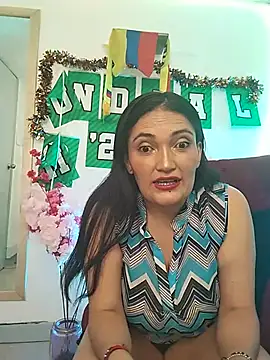 sthefy01 online show from June 2026 08:28:01 PM