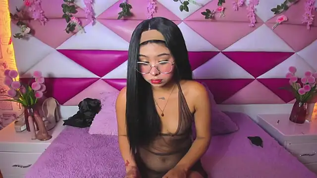 Sofirose 111 online show from July 2026 01:46:01 PM