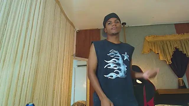 Snapshot of artur_collins_ chatting on June 2026 02:24:02 AM artur collins online show from June 2026 02:24:02 AM