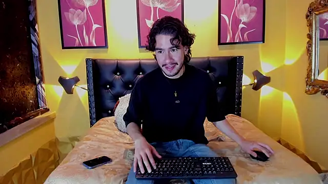 theo riviera online show from May 2026 10:37:01 PM