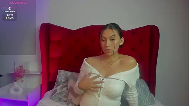 EliiVayne online show from July 2026 09:19:01 PM