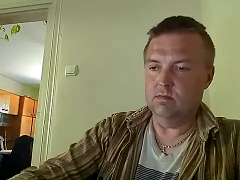 krzyszto1986 online show from May 2026 01:31:02 PM