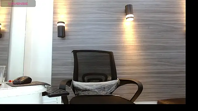 LeleHott01 online show from July 2026 02:34:01 AM