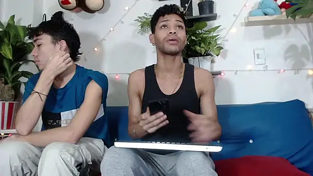 STRANGER BOYS online show from May 2026 10:19:01 PM