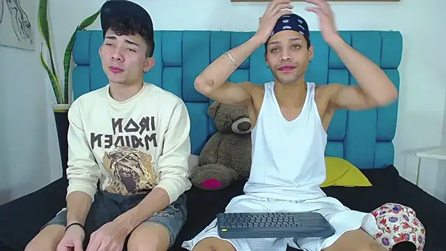 STRANGER BOYS online show from June 2026 11:42:01 PM