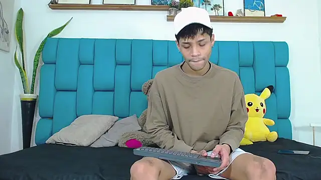STRANGER BOYS online show from June 2026 11:21:01 PM