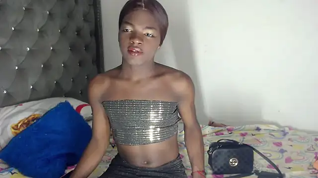 Snapshot of kenia_nihiara chatting on July 2026 03:29:02 PM kenia nihiara online show from July 2026 03:29:02 PM