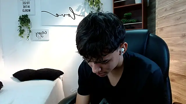 Ryan grayx online show from June 2026 02:45:01 PM