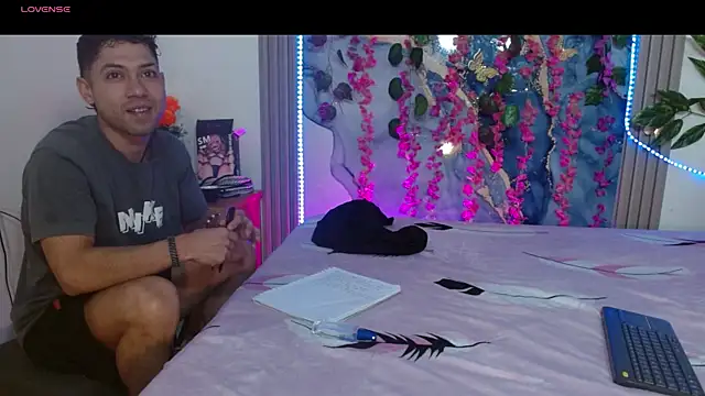 Snapshot of maria_robin_ chatting on July 2026 03:26:01 AM maria robin online show from July 2026 03:26:01 AM