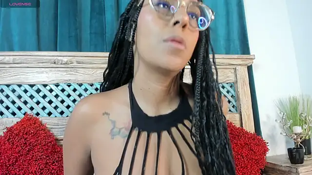 PriscilaCooper  online show from May 2026 07:19:02 PM