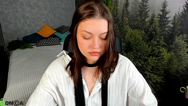 Snapshot of Maya-Mimi chatting on June 2026 01:00:01 AM Maya-Mimi online show from June 2026 01:00:01 AM