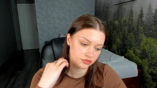 Snapshot of Maya-Mimi chatting on June 2026 02:53:01 AM Maya-Mimi online show from June 2026 02:53:01 AM