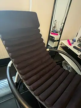 GymMoniMilf online show from July 2026 12:57:02 PM