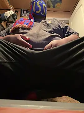 lilSmoke710 online show from August 2026 04:54:02 AM