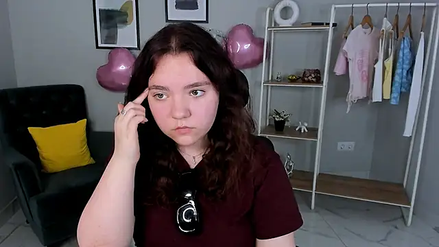 Angela Adams  online show from May 2026 01:39:02 PM