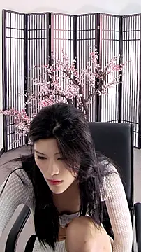 Snapshot of ouyanyan chatting on May 2026 06:30:01 AM ouyanyan online show from May 2026 06:30:01 AM
