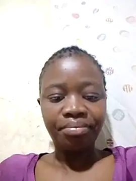 Snapshot of Carinasweets chatting on June 2026 04:08:02 AM Carinasweets online show from June 2026 04:08:02 AM
