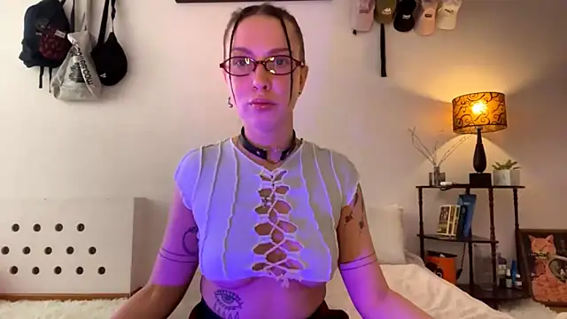 EvelynCharm  online show from May 2026 11:05:02 AM