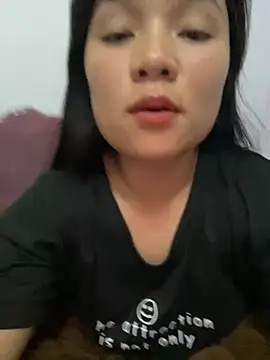 Luna-mi online show from May 2026 02:24:02 PM