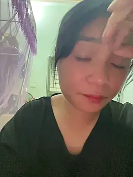 Luna-mi online show from May 2026 12:44:01 PM