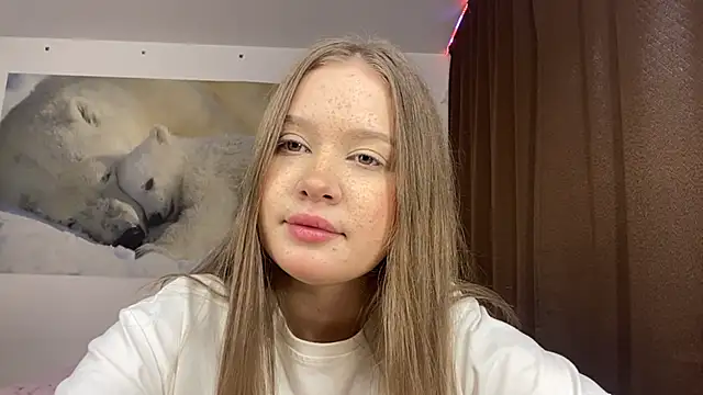 StefiMoon online show from May 2026 12:44:01 PM