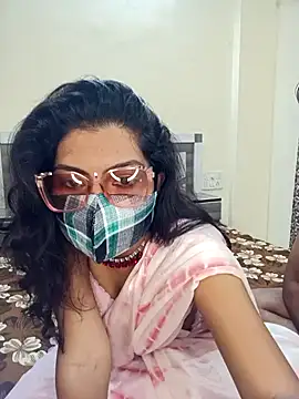 Snapshot of Desii_Couple69 chatting on June 2026 01:49:01 PM Desii Couple69 online show from June 2026 01:49:01 PM
