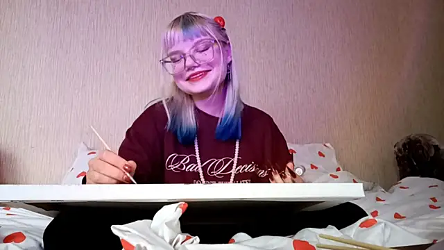 Lina lower online show from May 2026 02:35:02 PM