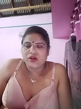 Snapshot of Maya_Vabi chatting on July 2026 01:47:01 PM Maya Vabi online show from July 2026 01:47:01 PM