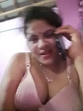 Snapshot of Maya_Vabi chatting on June 2026 01:55:01 PM Maya Vabi online show from June 2026 01:55:01 PM