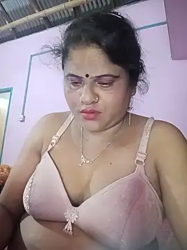 Snapshot of Maya_Vabi chatting on June 2026 02:55:02 PM Maya Vabi online show from June 2026 02:55:02 PM