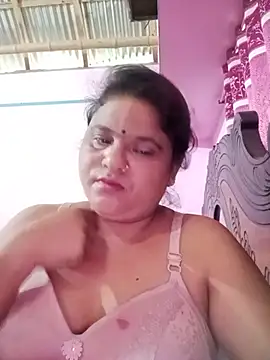 Snapshot of Maya_Vabi chatting on June 2026 04:39:02 AM Maya Vabi online show from June 2026 04:39:02 AM
