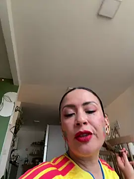 BellaNovaLove online show from June 2026 11:03:02 PM