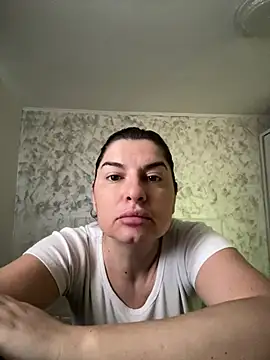 Snapshot of evaxxxcurvyxxx chatting on June 2026 08:33:02 AM evaxxxcurvyxxx online show from June 2026 08:33:02 AM