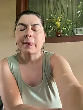 Snapshot of evaxxxcurvyxxx chatting on July 2026 05:30:02 AM evaxxxcurvyxxx online show from July 2026 05:30:02 AM
