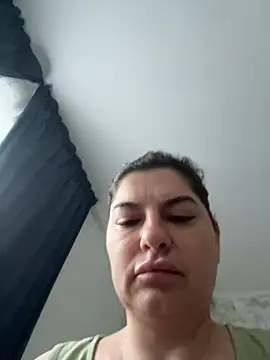 Snapshot of evaxxxcurvyxxx chatting on July 2026 05:39:02 PM evaxxxcurvyxxx online show from July 2026 05:39:02 PM