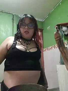 curvy latina online show from July 2026 10:11:02 PM