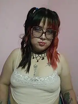 curvy latina online show from August 2026 11:08:01 AM
